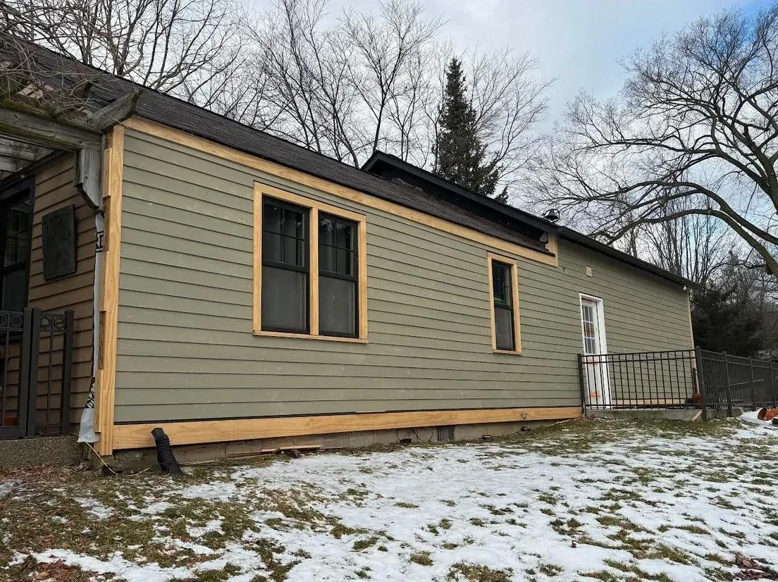 Home exterior service